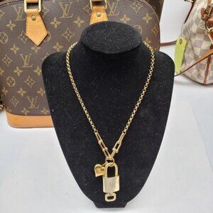 Authentic Louis Vuitton Lock & Key w/ Unbranded Gold Plated Gold Chain Necklace